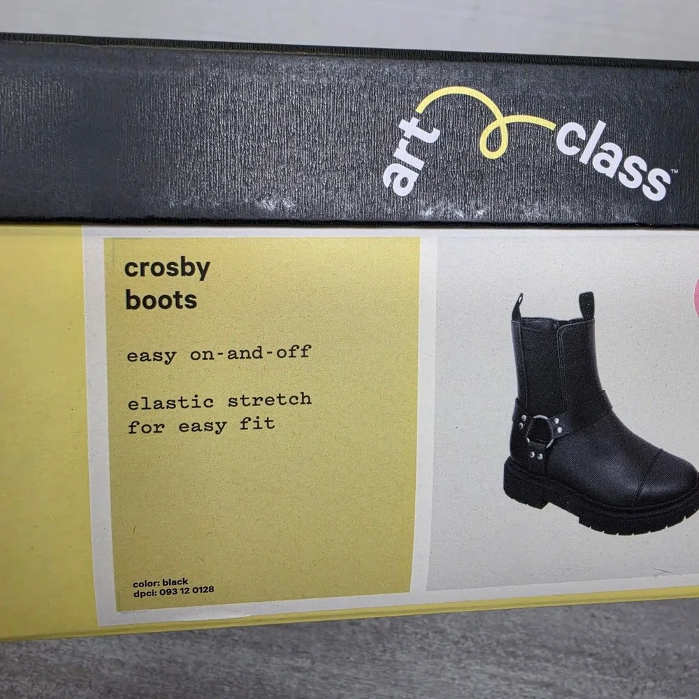 Art Class Crosby Kids‎ Black Harness Chelsea Boots Lug Sole Size 4 Girls shoes